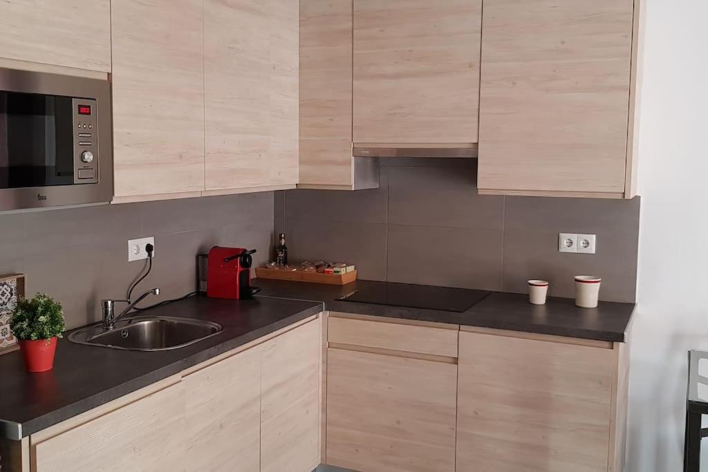 Fabuloso Apartamento En Triana Севиля Екстериор снимка